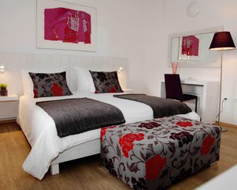 Garni Hotel Dvor - Kozana