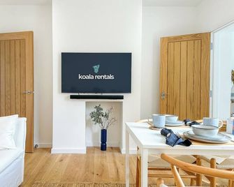 New - Luxury City Centre Oasis - Free Private Parking - Canterbury