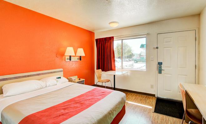 Motel 6 Denver - Airport $69 ($̶6̶9̶). Denver Hotel Deals & Reviews - KAYAK