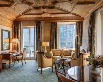 聖莫里茨庫爾姆酒店 - 聖莫里茨 - 臥室