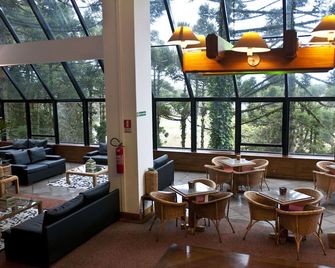 Tri Hotel - קאנלה - טרקלין