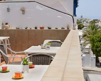 Hostal Magec - Puerto del Carmen - Balcony