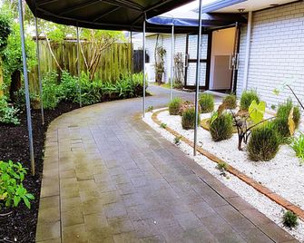Auckland Airport Easy Hotel - Auckland - Outdoor view