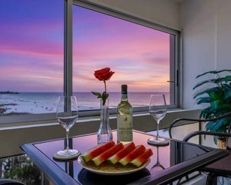 Palm Bay Club 8th Floor On Complex Private Beach - Siesta Key - Balcony