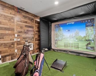 The Retreat at Buffalo Run Golf Course - Commerce City - Henderson