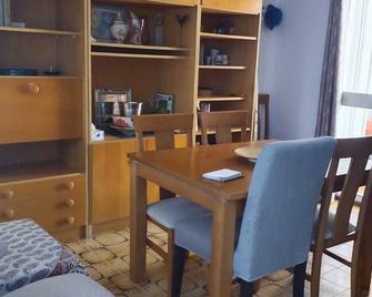 Beautiful house 30 meters from the sea - Almonte - Comedor