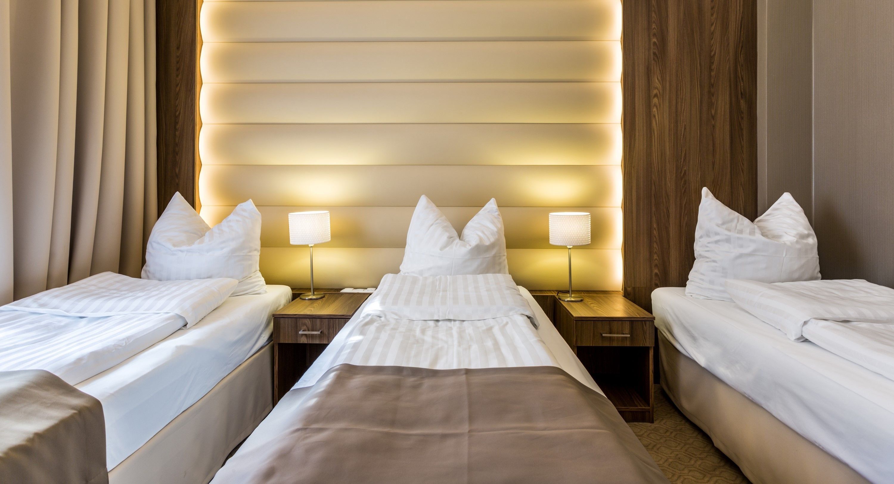 هوتل إيليكتور