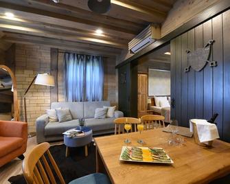 Ethno Hotel Plitvice Lakes Deluxe - Plitvicka Jezera - Obývací pokoj