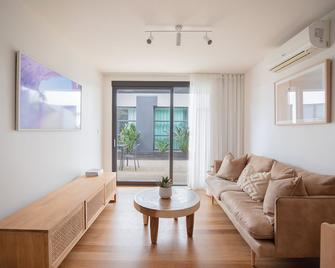 Great Ocean Road Resort - Anglesea - Living room