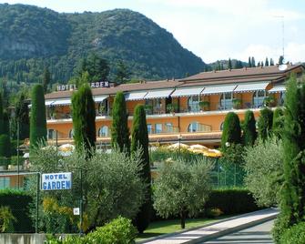 Hotel Garden - Garda - Building