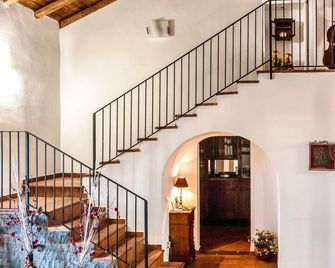 Casale Poggio del Tiglio - Viagrande - Schodiště