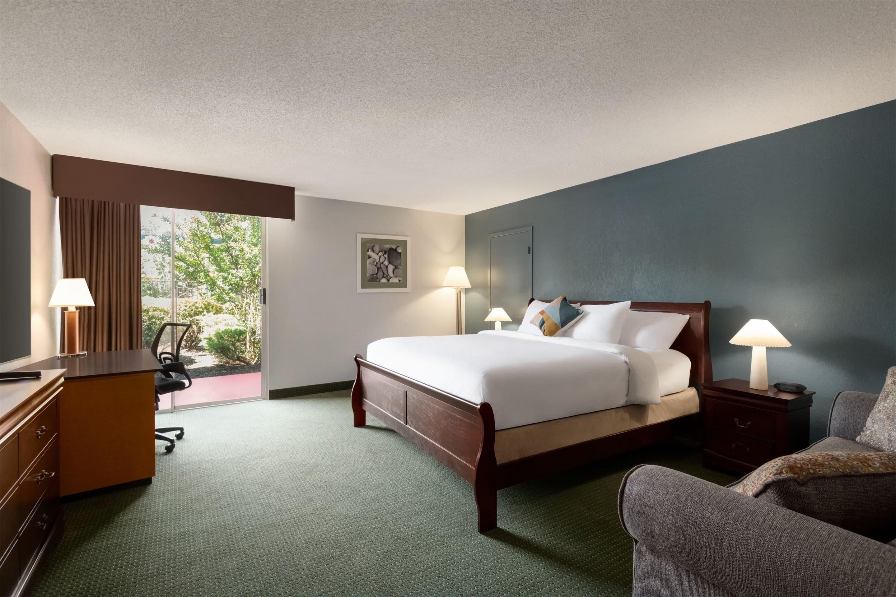 Baymont by Wyndham Salem Roanoke Area - Salem - Camera da letto