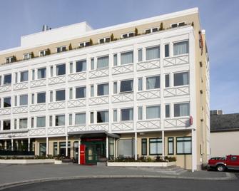 Thon Hotel Moldefjord - Molde - Gebäude