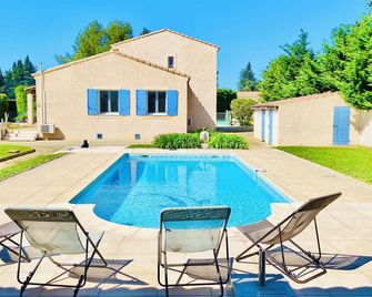 'Villa Magali Arles' Piscine Provence - Arles - Zwembad
