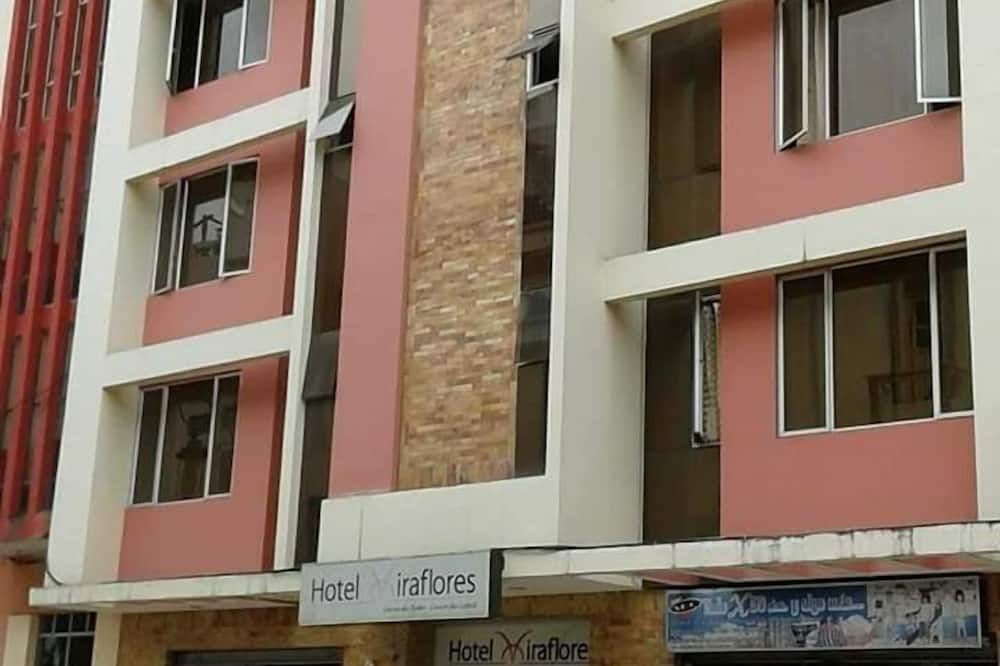 Hotel Residencial Miraflores - Loja - Budova