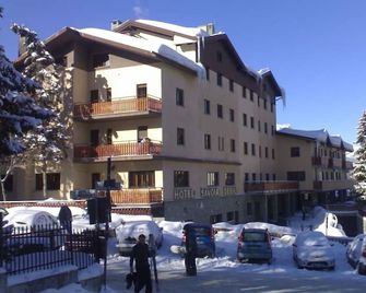 Hotel Savoia Debili - Sauze d'Oulx - Gebäude