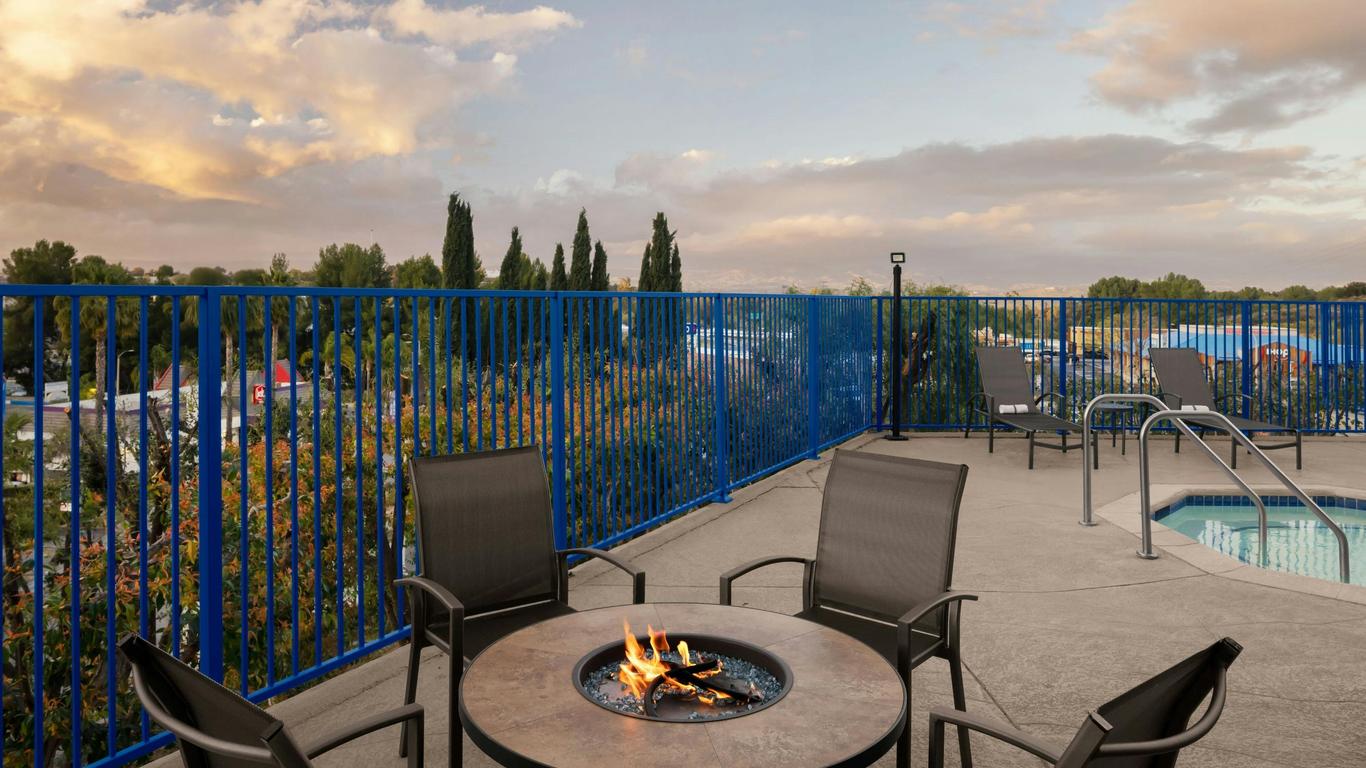 Fairfield Inn by Marriott Santa Clarita Valencia