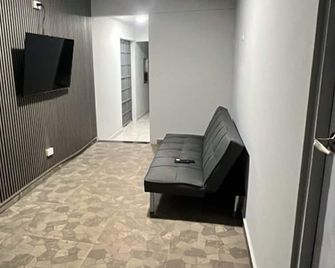Gorgeous Apartment 2 bedrooms in La Chorrera with AC - La Chorrera - Pasillo