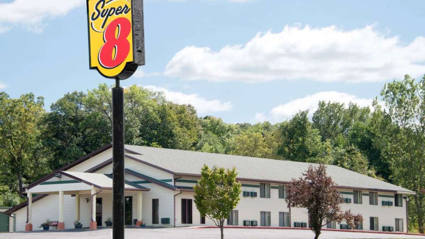Super 8 by Wyndham Algona