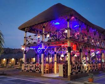 The King On The Rocks - Hampi