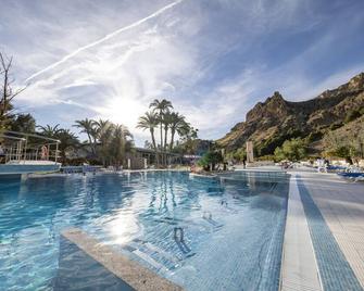 Balneario de Archena - Hotel León - Archena - Pool