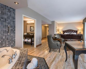 Hampton Inn & Suites by Hilton Moncton - Moncton - Camera da letto