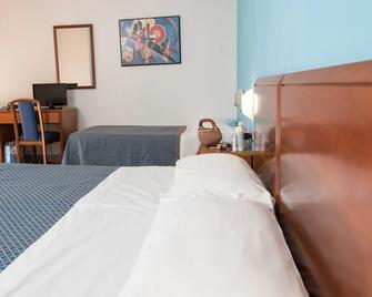 Hotel Kon Tiki - San Vincenzo - Slaapkamer