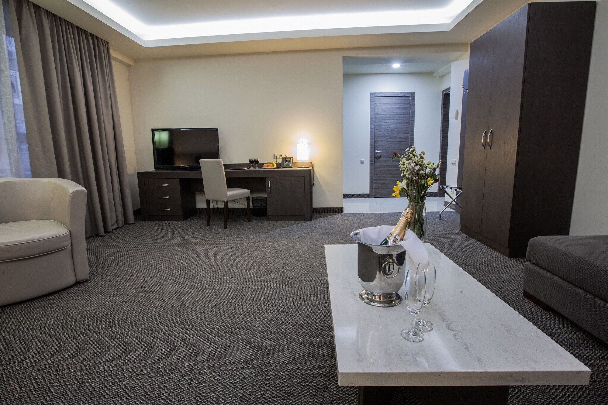 Aviatrans Hotel - ירבאן