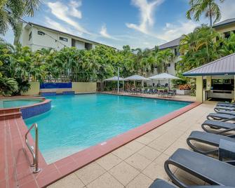 Central Plaza Port Douglas - Port Douglas - Zwembad
