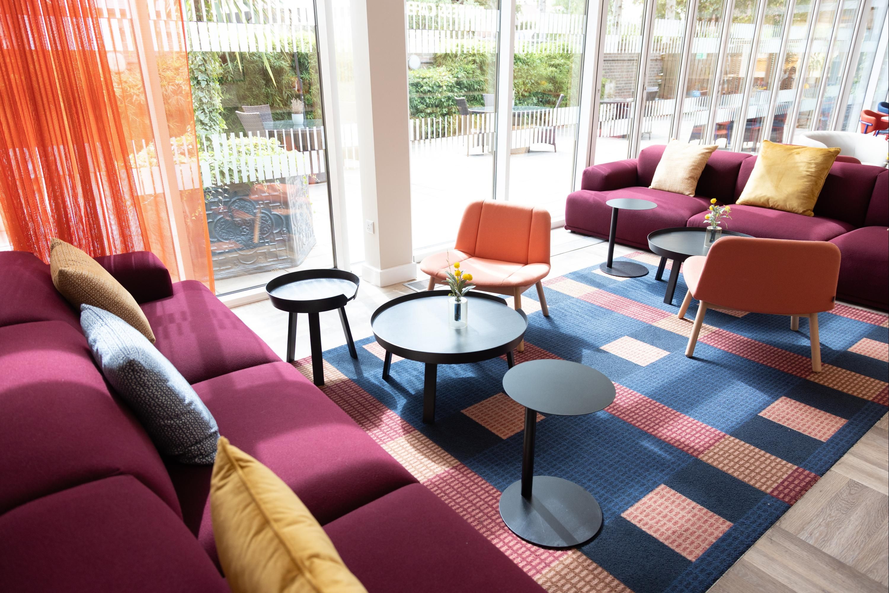 Holiday Inn Express Windsor By IHG - ווינדזור - טרקלין