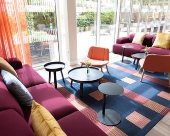 Holiday Inn Express Windsor By IHG - Windsor - Lounge