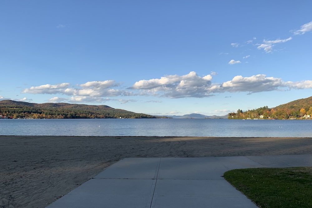 ذا موتل مونتريال - لاكي جورج - غرفة نوم