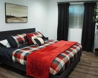Mountain Modern Apartment - Alpine - Bedroom