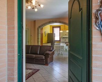 Nice Home In Potenza Picena - Potenza Picena - Soggiorno