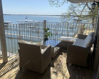 Waterfront Condo- Best View! - Clear Lake - Balcony