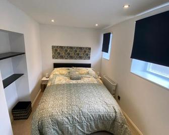 Buckingham House Apartment 2 - Macclesfield - Bedroom
