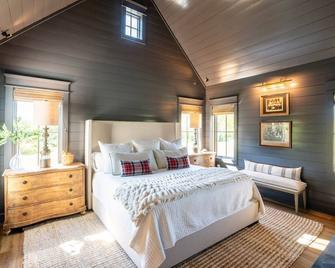 Cottages @ Julep Farms - Dillard - Schlafzimmer