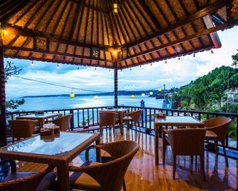 Secret Point Huts - Nusa Penida - Parveke