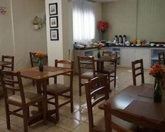 Pinheiros Hotel - Goiânia - Restaurant