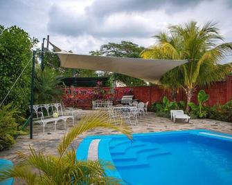 Villa Cacique - Havana - Pool