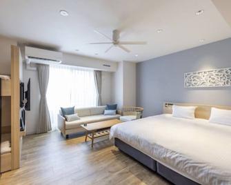 Alphabed Inn Naha Kokusai Street West - Naha - Bedroom
