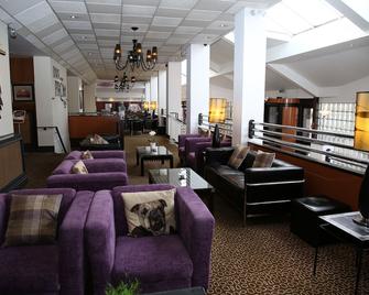 Inn On The Prom At The Fernlea Hotel - Lytham St. Annes - Lounge