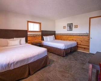 Superior Motel & Suites - Munising - Schlafzimmer