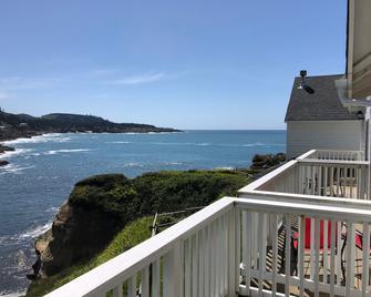 Inn At Arch Rock - Depoe Bay - Balcony
