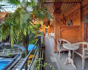 Hotel Lumbung Sari Legian - Kuta - Balcony