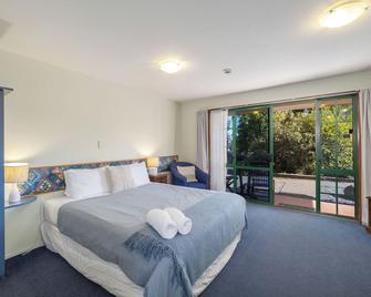 Central | Affordable | Queen Studio 2, Central Location | Affordable | Queen Studio - Kaikoura - Bedroom