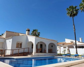 Zenia Hostel - Orihuela - Pool