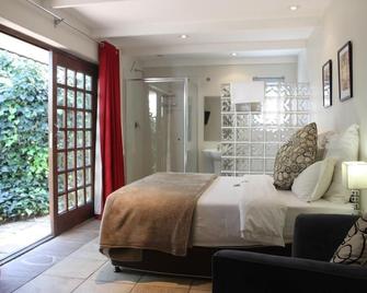 Lucky Bean Guesthouse - Johannesburg - Bedroom