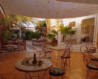 Le Triskell Auberge - Hostel - Nouakchott