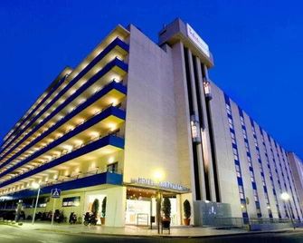 Tahití Playa Suites - Santa Susana - Edificio